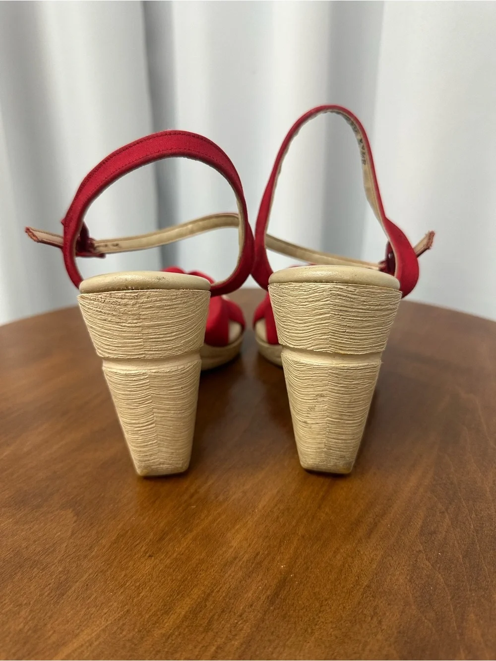 Vintage Connie YoYo Red Knotted Ankle-Strap Wedges size 8.5 retro